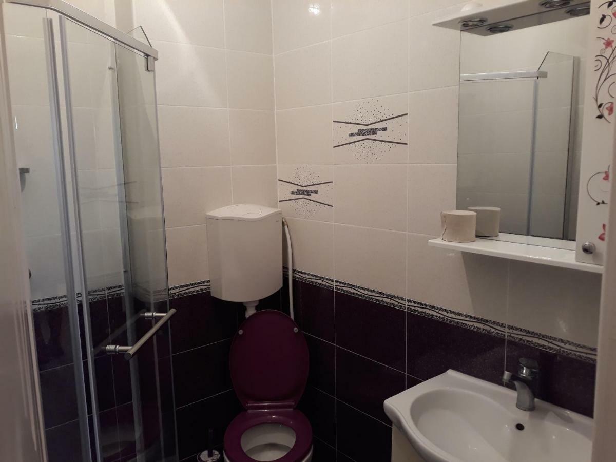 Apartament 3 Camere คอนสตันซา ภายนอก รูปภาพ